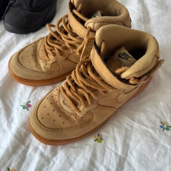 Sneaker Bundle - Nike & Jordan - Picture 2 of 8